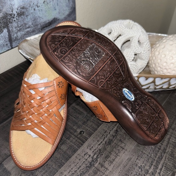 Dr Scholls Womens Leather Huarache Style Sandals SZ 8 Adv  Comfort Series​ - Picture 3 of 9